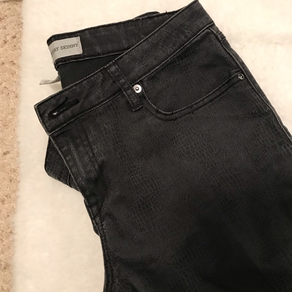Snake Pattern Jeans - Picture 2 of 5